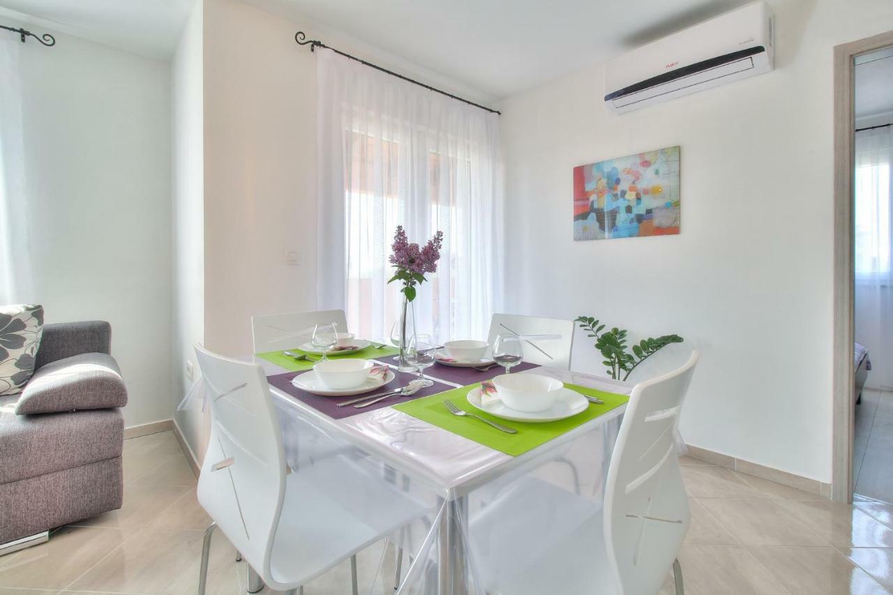 Apartments Antunovic Umag Exterior photo